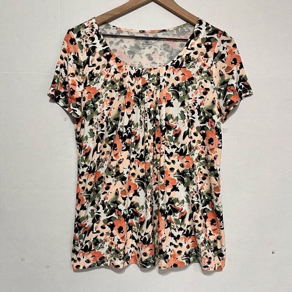 Croft & Barrow Short Sleeve Top  Peach And Green Floral  Sz PS   EUC
